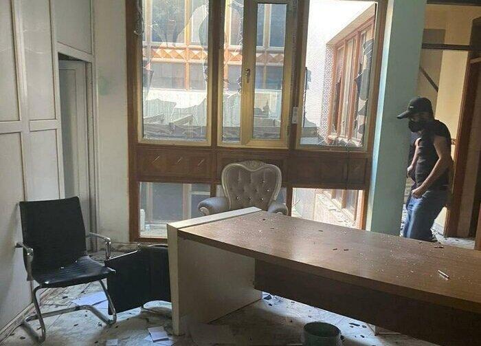 تصاویر ، حمله به دفتر شبکه دجله عراق به دلیل پخش آواز و پایکوبی تصاویر ، حمله به دفتر شبکه دجله عراق به دلیل پخش آواز و پایکوبی در شب عاشورا ، سرنوشت مدیر و صاحب شبکه دجله