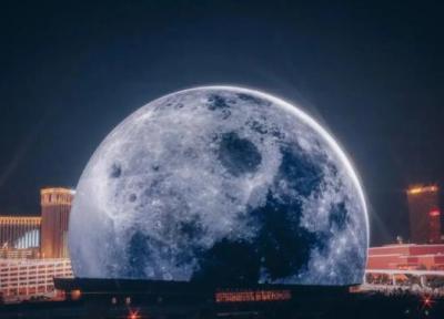 گوی لاس وگاس غوغا به پا کرد، ماه روی زمین افتاد