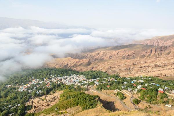 روستا دنیا نما گلستان، گلستانی در میان ابرها